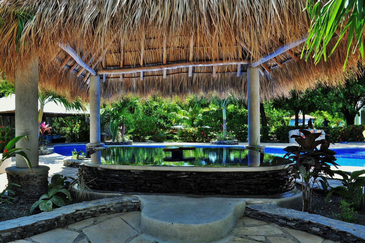 Surf Sanctuary Hotel El Limon Bagian luar foto